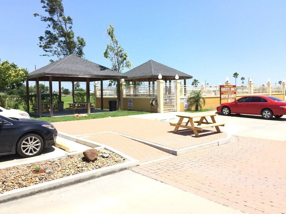 Weslaco Inn - Weslaco/Mercedes Экстерьер фото