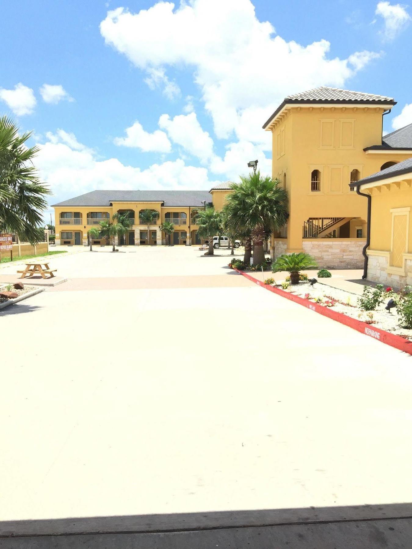 Weslaco Inn - Weslaco/Mercedes Экстерьер фото